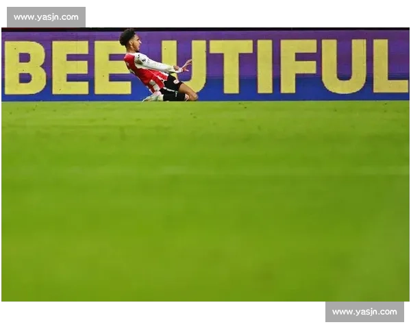 鲁尼锐评利物浦危机：范戴克与萨拉赫缺领袖力